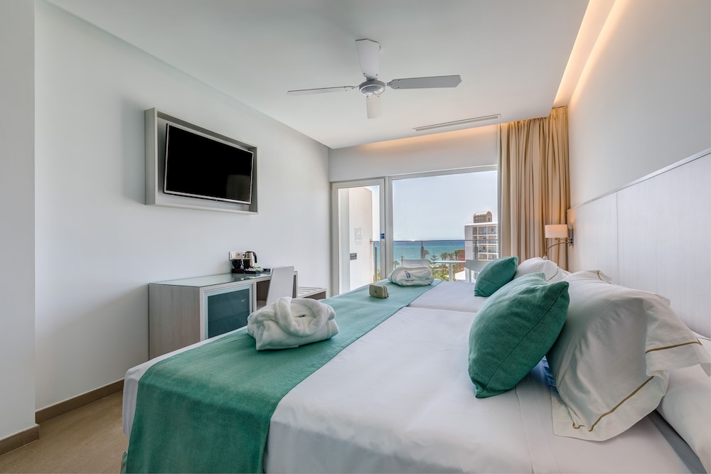 Habitación doble superior del hotel Playalinda Aquapark y SPA