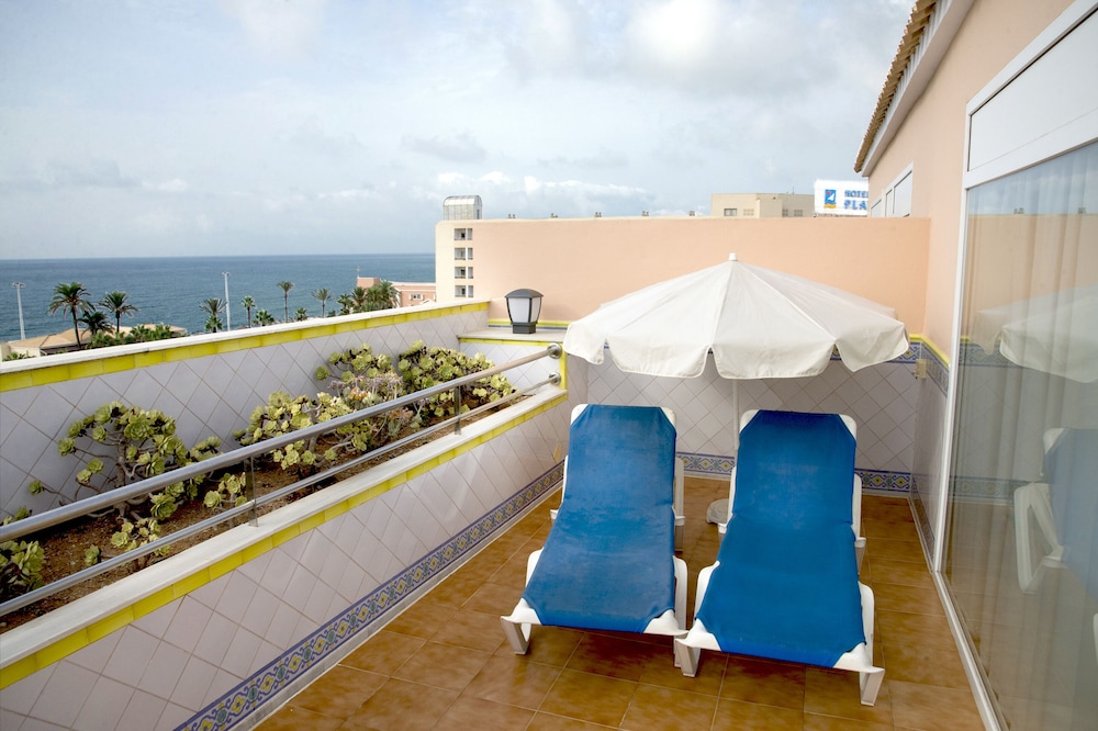 Suite junior del hotel Playalinda Aquapark y SPA. Foto 2