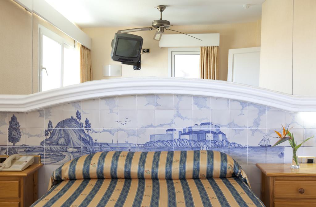Habitación individual del hotel Playasol Aquapark & Spa. Foto 1