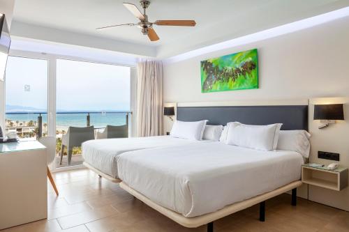 Habitación Doble Superior del hotel Playasol Aquapark & Spa. Foto 1