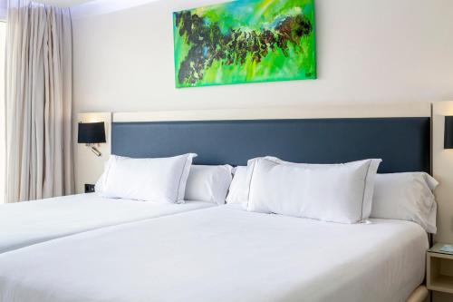 Habitación Doble Superior del hotel Playasol Aquapark & Spa. Foto 9