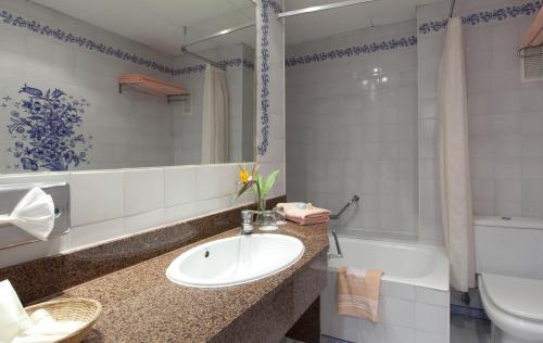 Habitación Individual del hotel Playasol Aquapark & Spa. Foto 5