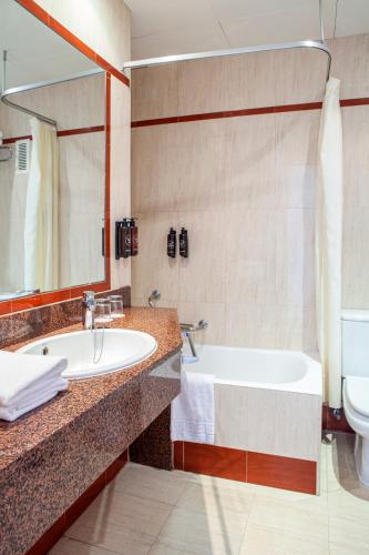 Habitación Individual del hotel Playasol Aquapark & Spa. Foto 7