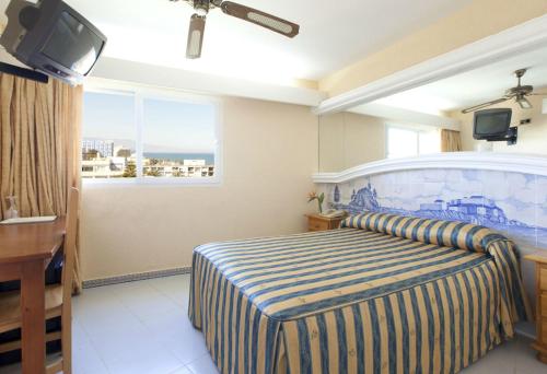 Habitación Individual del hotel Playasol Aquapark & Spa. Foto 8