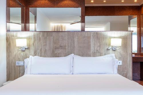 Suite del hotel Playasol Aquapark & Spa. Foto 6