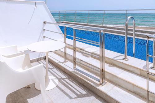 Suite del hotel Playasol Aquapark & Spa. Foto 12