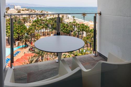 Suite Junior del hotel Playasol Aquapark & Spa. Foto 10