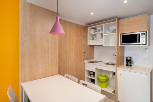 Apartamento del hotel Acuasol. Foto 4