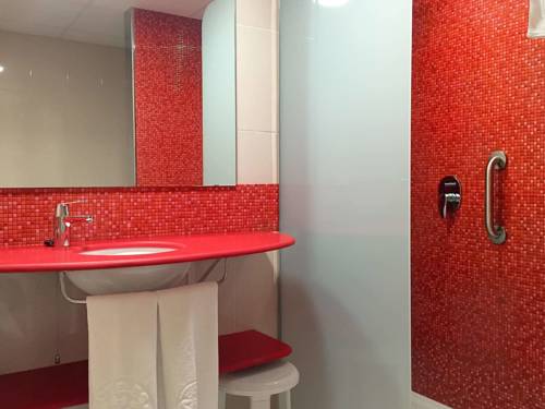 Habitación doble Superior 2 camas del hotel Servigroup Papa Luna. Foto 1