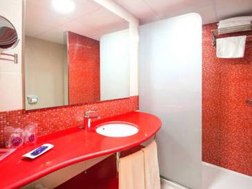 Habitación doble Superior del hotel Servigroup Papa Luna. Foto 1