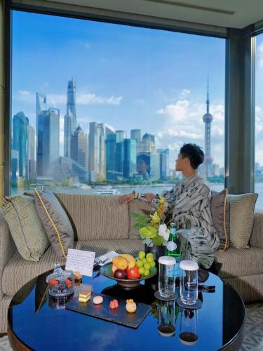 Suite Grand Bund del hotel Banyan Tree Shanghai On The Bund. Foto 4
