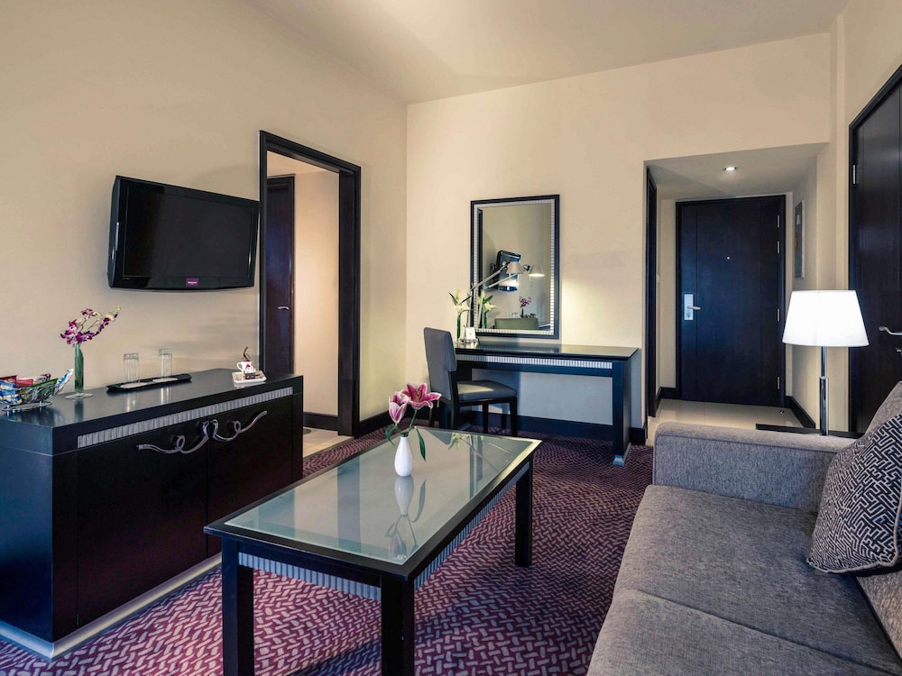 Suite Familiar del hotel Mercure Gold Al Mina Road Dubai. Foto 6