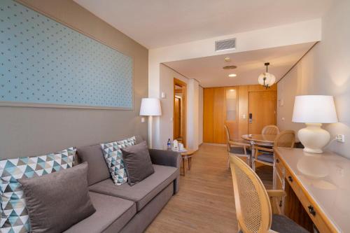 Suite Superior del hotel Peñiscola Plaza Suites. Foto 8