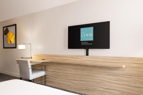 Suite Estudio con cama extragrande - No fumadores del hotel The LINQ Hotel and Casino