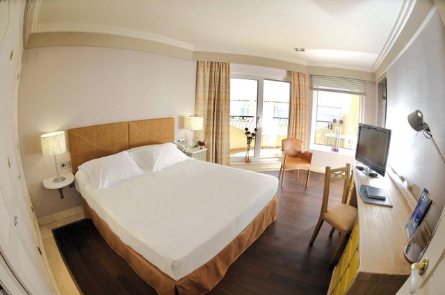 Habitación doble Superior del hotel Playa Victoria