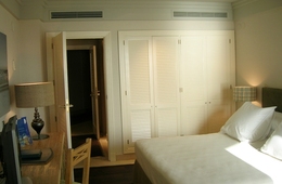 Habitación doble Vista Parcial Mar del hotel Playa Victoria. Foto 1