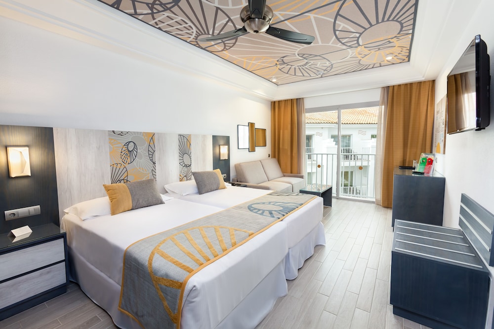 Habitación Grand doble, balcón del hotel Riu Chiclana