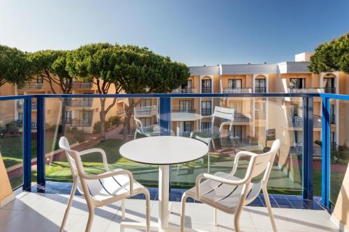 Suite Sol con cocina del hotel Sol Sancti Petri. Foto 2