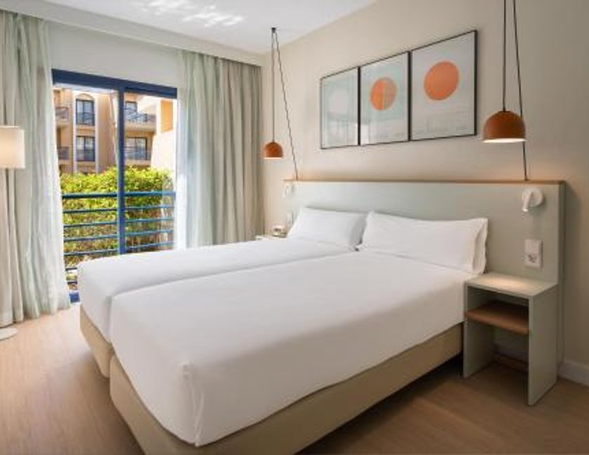 Suite Sol con cocina del hotel Sol Sancti Petri. Foto 3