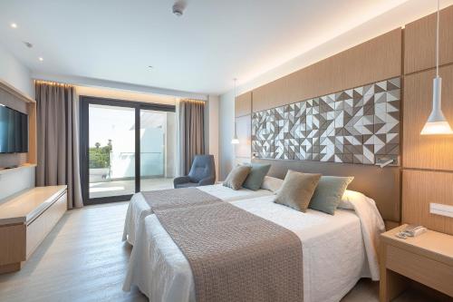 Habitación Doble Estándar - 1 o 2 camas del hotel Hipotels Barrosa Park. Foto 2