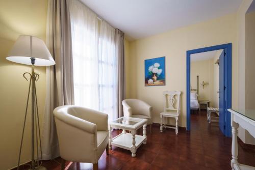 Suite Junior del hotel Crisol Chiclana. Foto 1