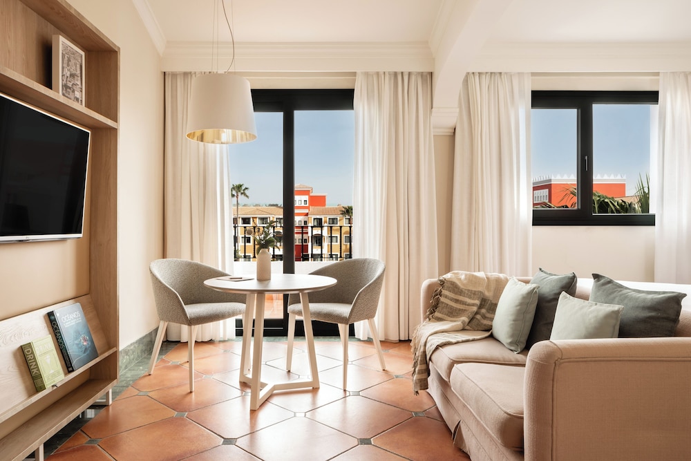 Habitación Premium Vista Océano del hotel Palacio de Sancti Petri, a Gran Meliá Hotel. Foto 5
