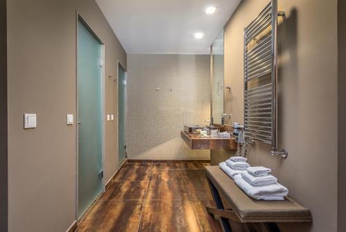 Superior Double Room with Garden and Pool View del hotel AP Lago Montargil Conference & Spa. Foto 4