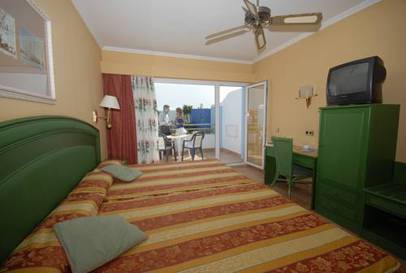 Habitación doble 2 camas del hotel Playaballena Aquapark & Spa