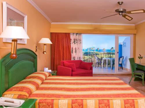 Habitación individual del hotel Playaballena Aquapark & Spa