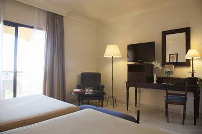 Habitación doble Vista Mar Superior del hotel Duque de Najera. Foto 1