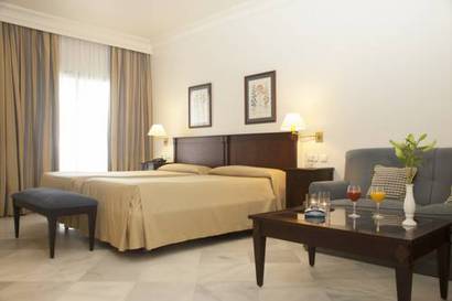 Habitación doble Superior del hotel Duque de Najera. Foto 2