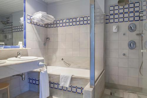 Suite Junior del hotel Playa de la Luz. Foto 6