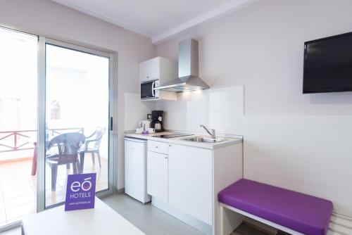 Estudio del hotel Eó Corona Cedral. Foto 4