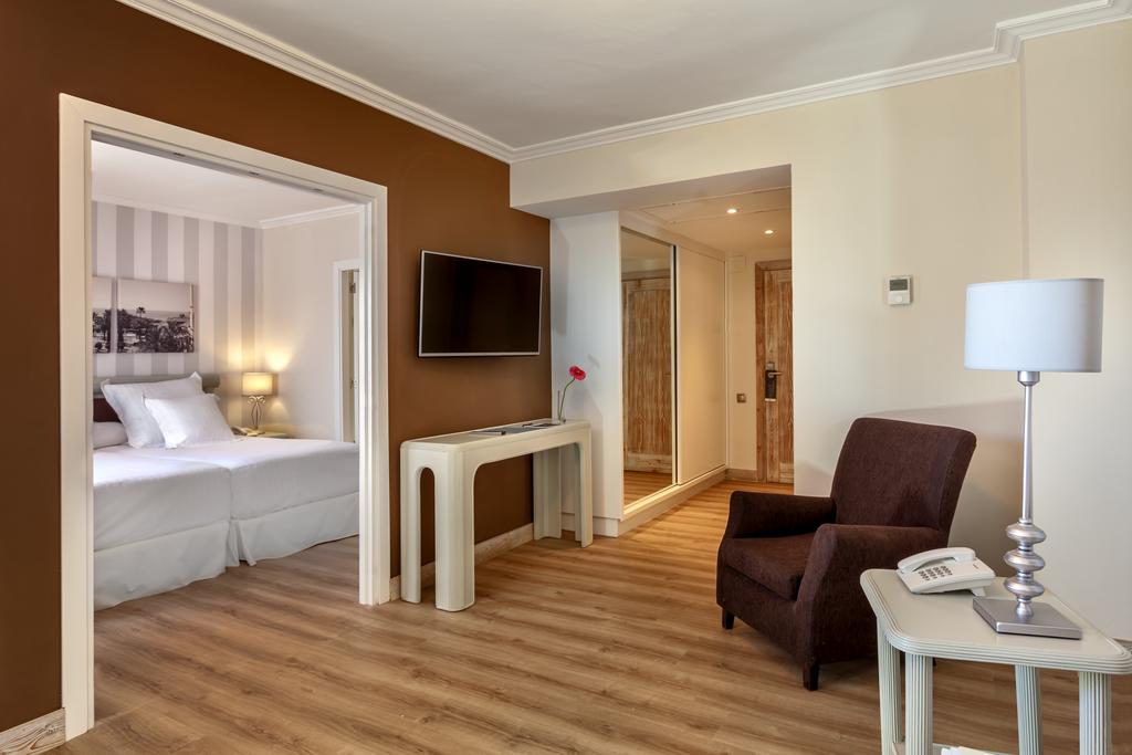 Junior suite del hotel Barceló Isla Canela. Foto 2