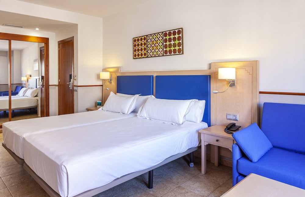 Habitación Doble del hotel Playacanela. Foto 5