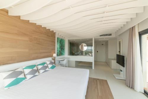 Habitación Doble Deluxe del hotel TUI Blue Isla Cristina Palace. Foto 9