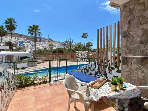 Apartamento con vistas a la piscina del hotel Leticia del Mar