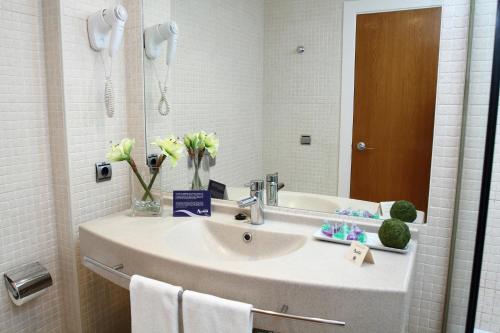 Habitación Familiar del hotel Albahia. Foto 4