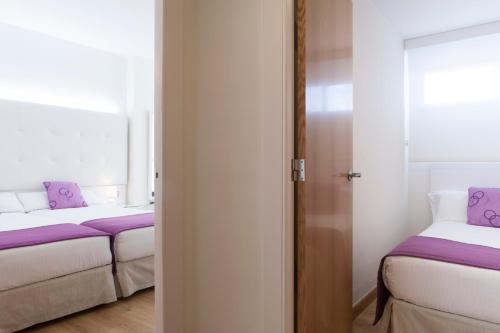 Habitación Familiar del hotel Albahia. Foto 6