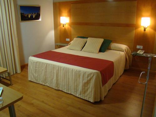 Suite Junior del hotel Reconquista. Foto 9