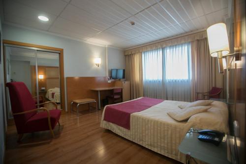 Habitación Doble con balcón - 1 o 2 camas del hotel Reconquista. Foto 4