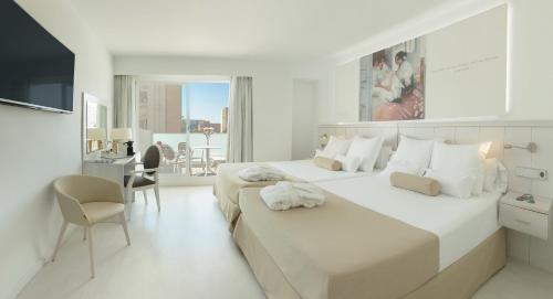 Habitación Doble con Terraza del hotel Villa Luz Design & Art. Foto 8