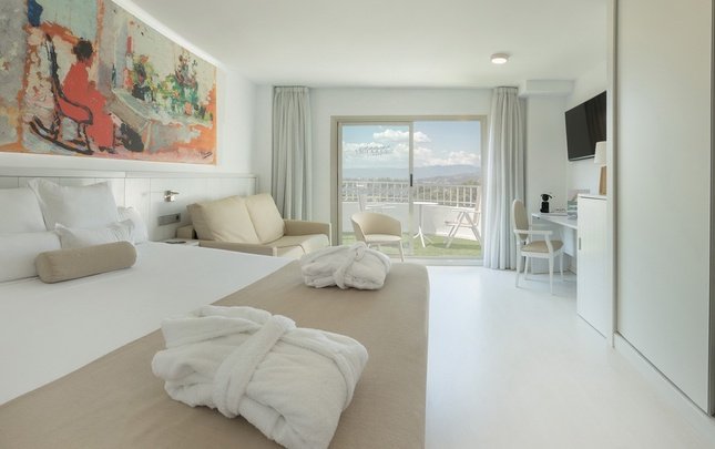 Habitación The Residence Supreme del hotel Villa Luz Design & Art. Foto 2