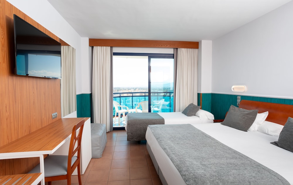 Habitación Doble con 2 camas del hotel Cibeles Playa. Foto 4