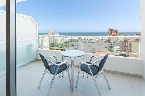 Habitación Triple con vistas al mar del hotel VS Gandía Palace