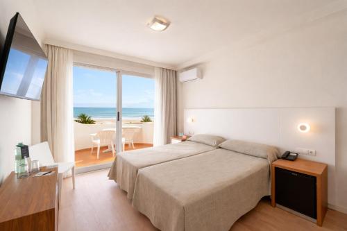 Habitación Doble con terraza y vistas al mar - 1 o 2 camas del hotel RH Riviera