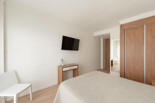 Habitación Individual con terraza del hotel RH Riviera. Foto 8