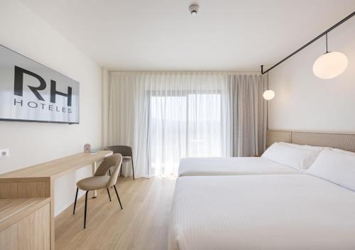 Habitación Doble del hotel RH Arena. Foto 3