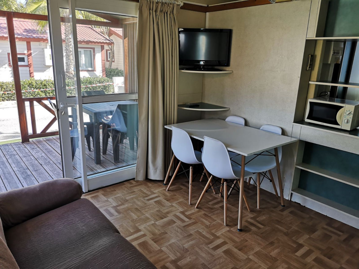 Bungalow Morea del hotel Alannia Guardamar Resort. Foto 3