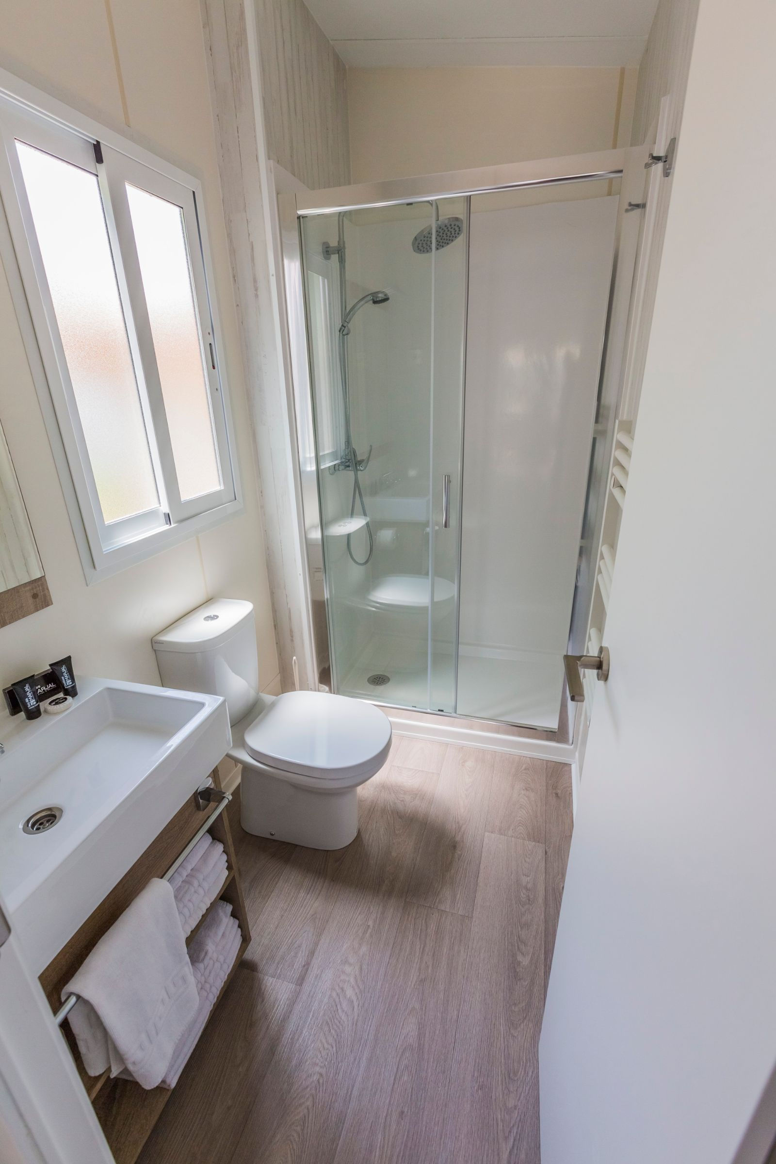 Bungalow Malta del hotel Alannia Guardamar Resort. Foto 2